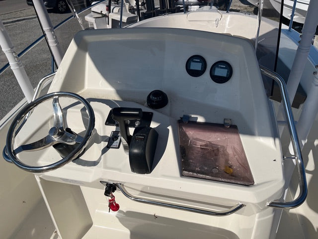 2022 White Shark 210 CC