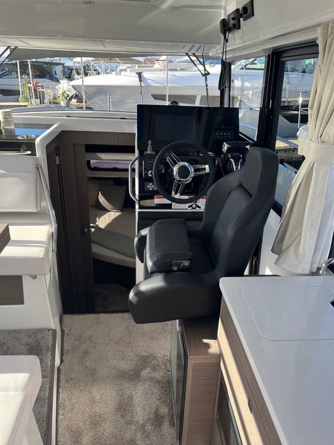 2025 Jeanneau NC 895 Sport S2