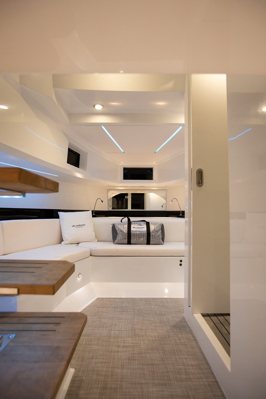 2027 De Antonio D36 Cabin