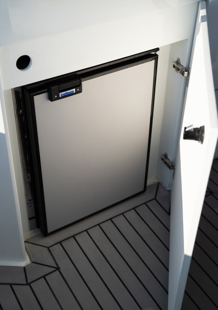 2027 De Antonio D36 Cabin