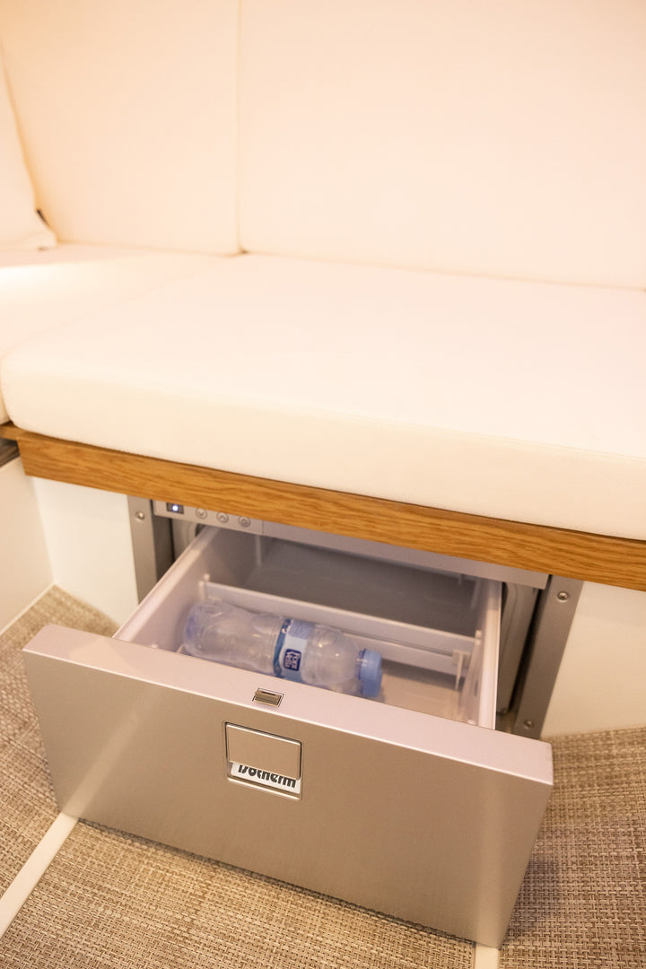 2027 De Antonio D36 Cabin