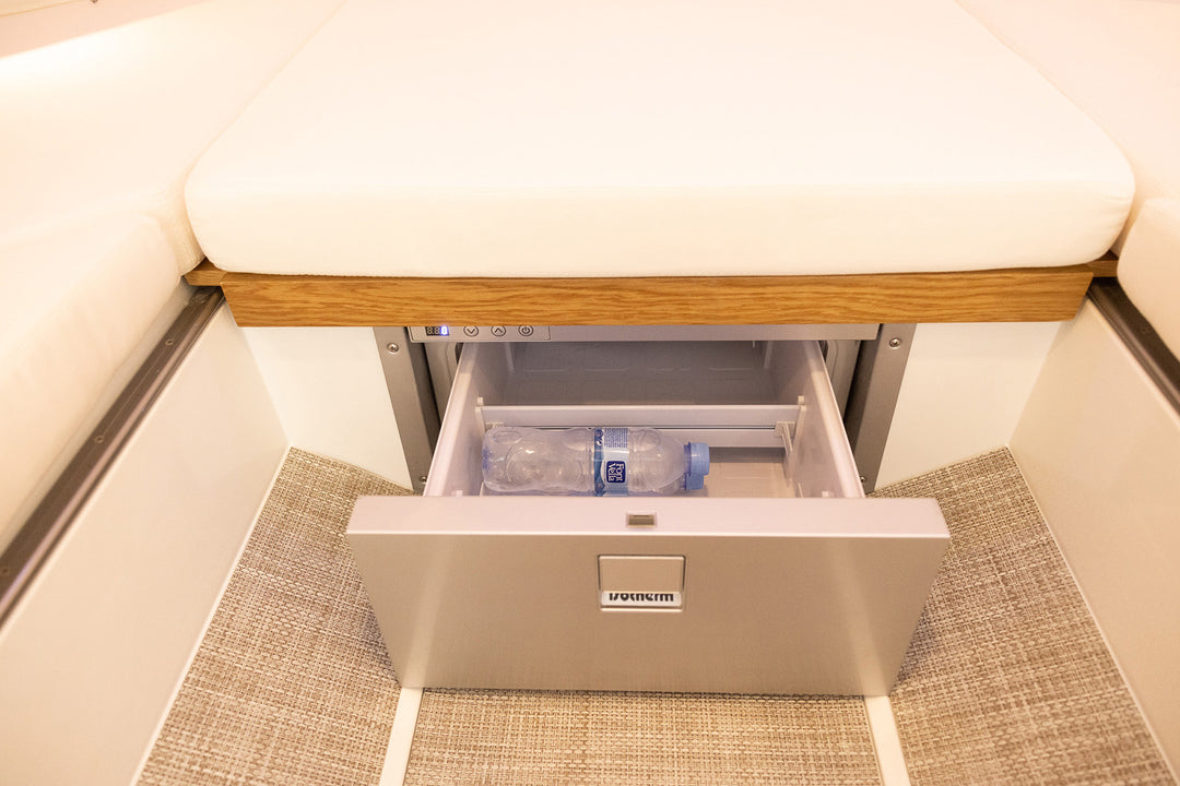 2027 De Antonio D36 Cabin