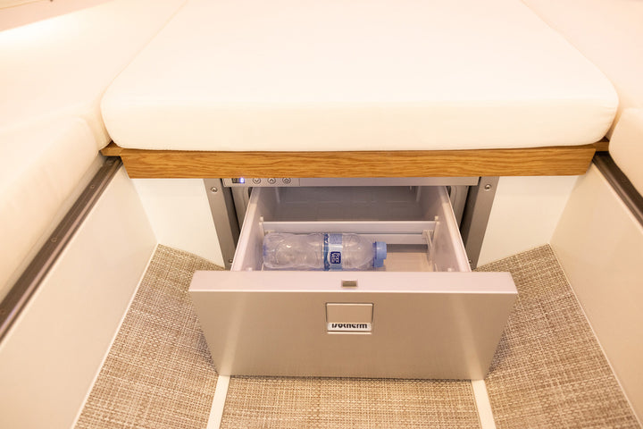 2027 De Antonio D36 Cabin