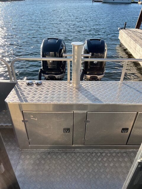 2021 Stanley 32 Bullnose