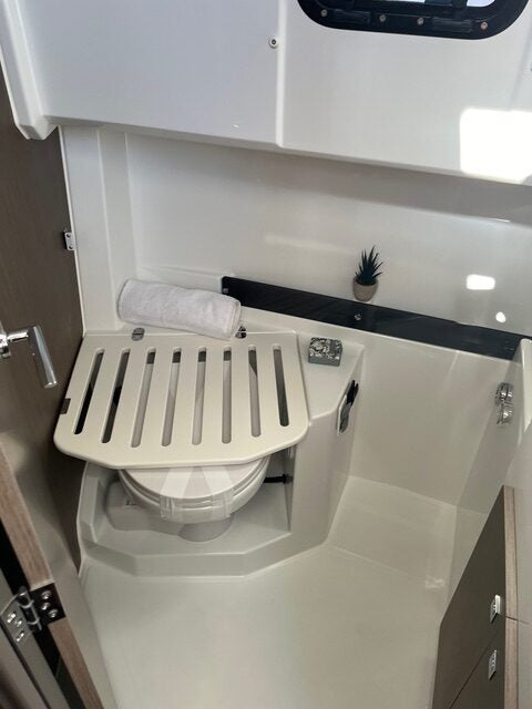 2025 Jeanneau NC 895 Sport S2