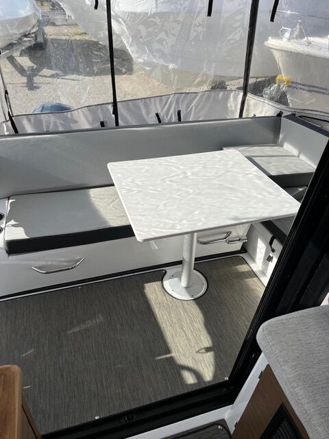 2022 Jeanneau NC 895 S1