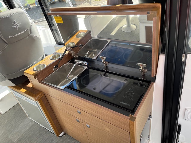 2022 Jeanneau NC 895 S1