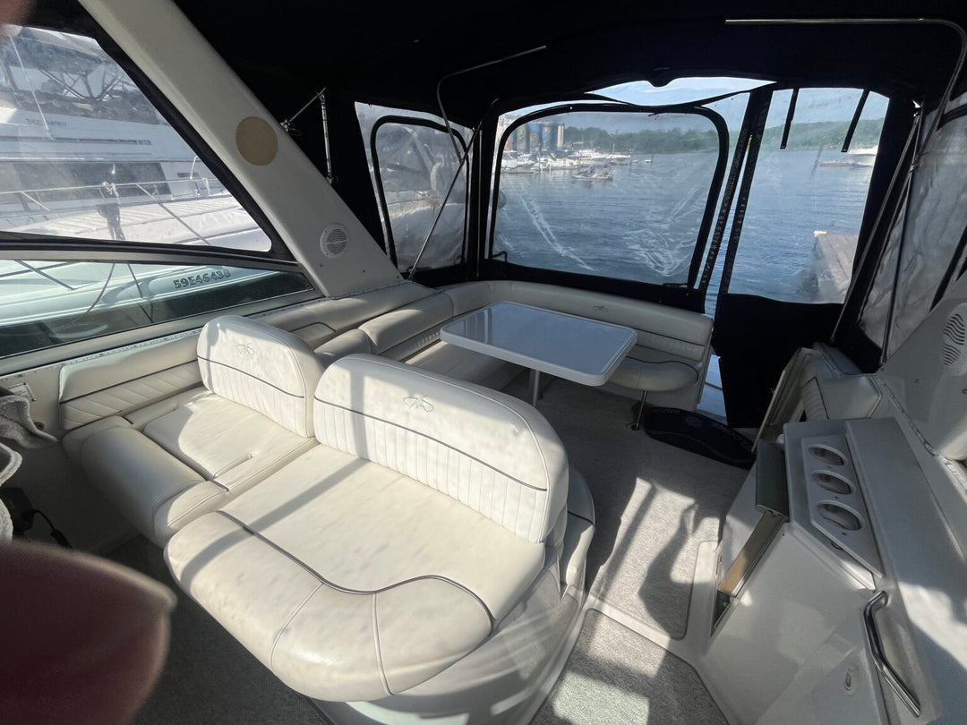 2003 Monterey 322 Express Cruiser