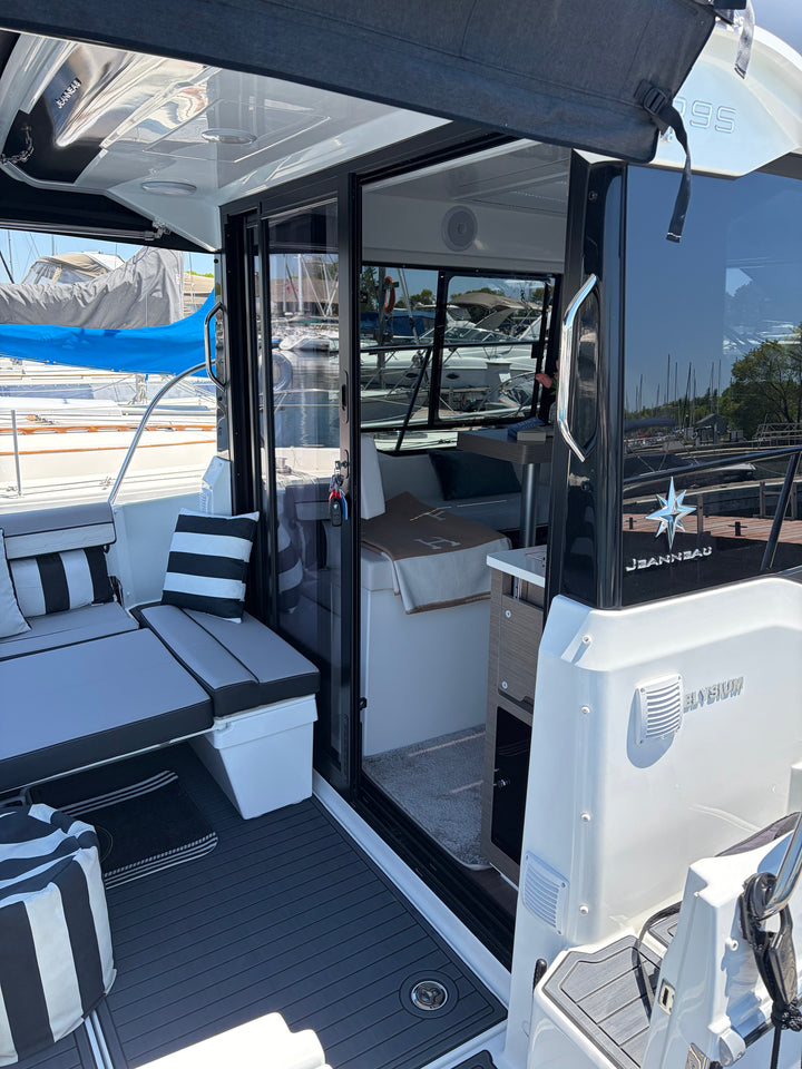2026 Jeanneau NC 895 S2