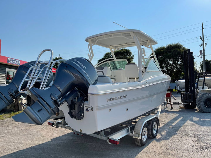 2023 World Cat 230 DC