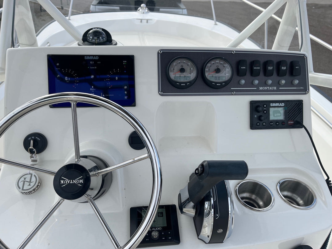 2025 Boston Whaler 190 Montauk