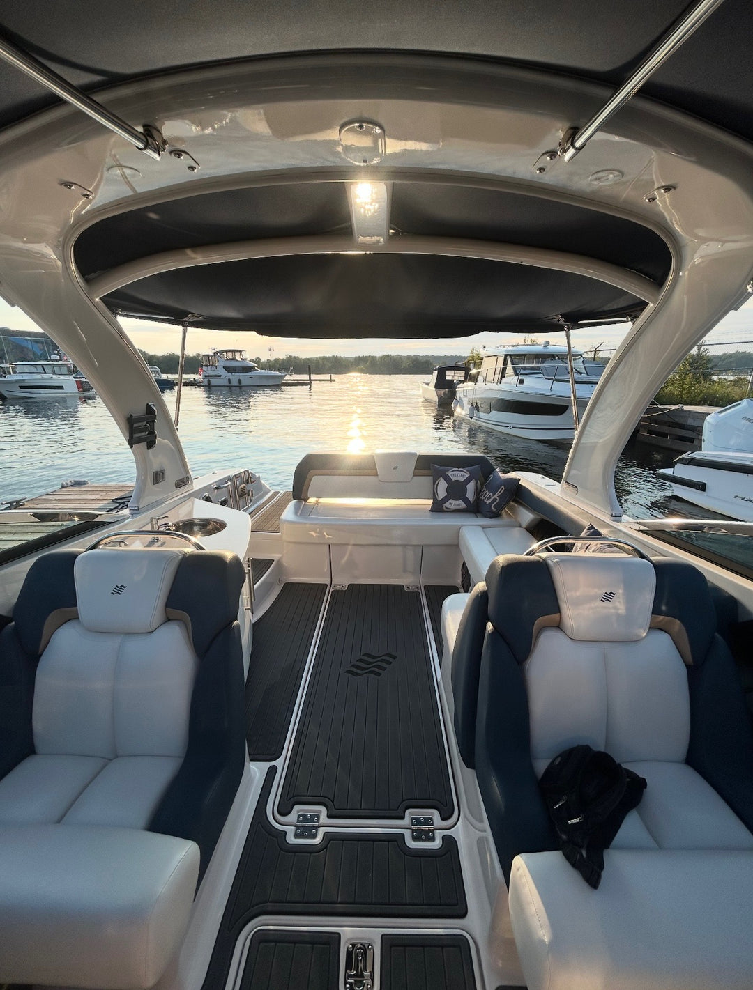 2014 Four Winns H290
