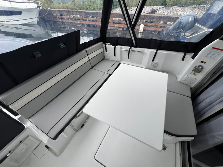 2027 Jeanneau NC 695 S2