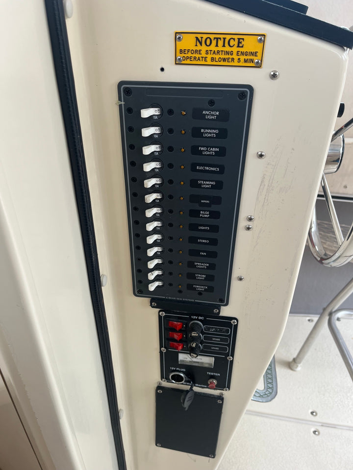 1988 Rosborough RF-246 Custom Wheelhouse