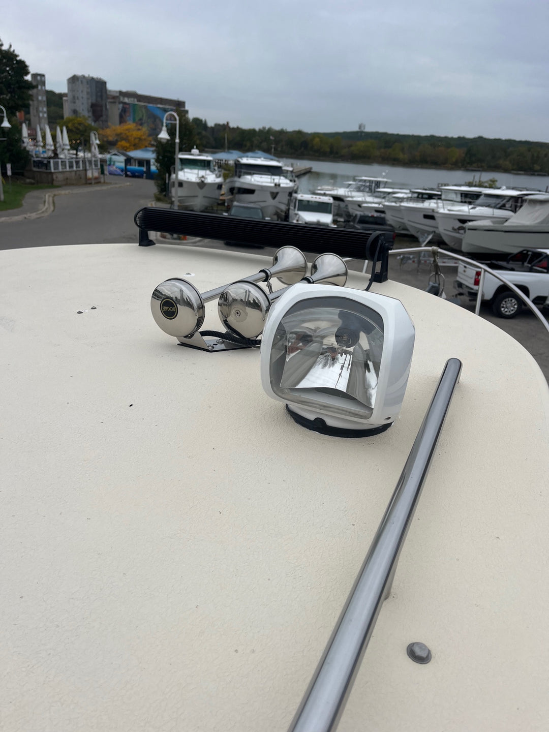 1988 Rosborough RF-246 Custom Wheelhouse