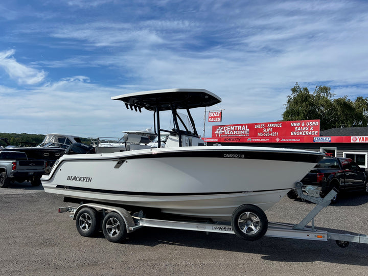 2020 Blackfin 212 CC