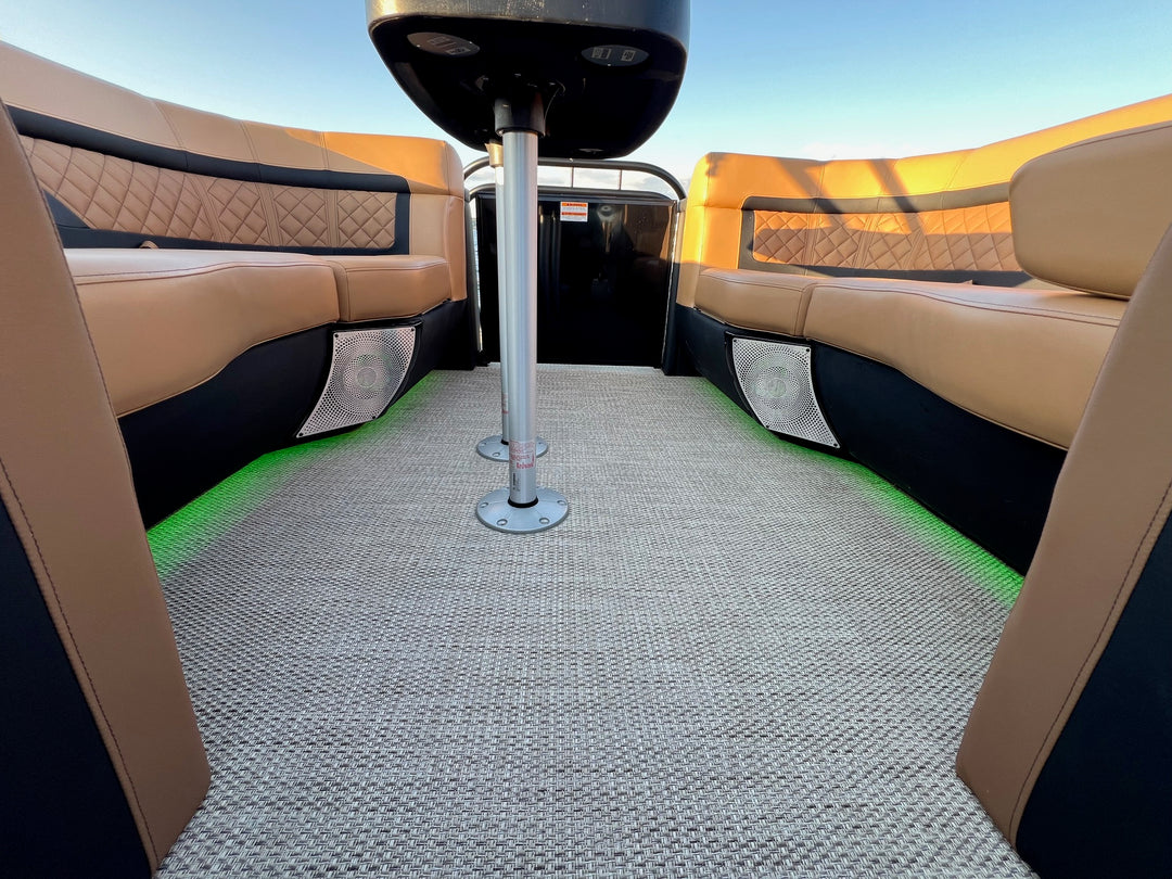 2021 Godfrey AquaPatio 255