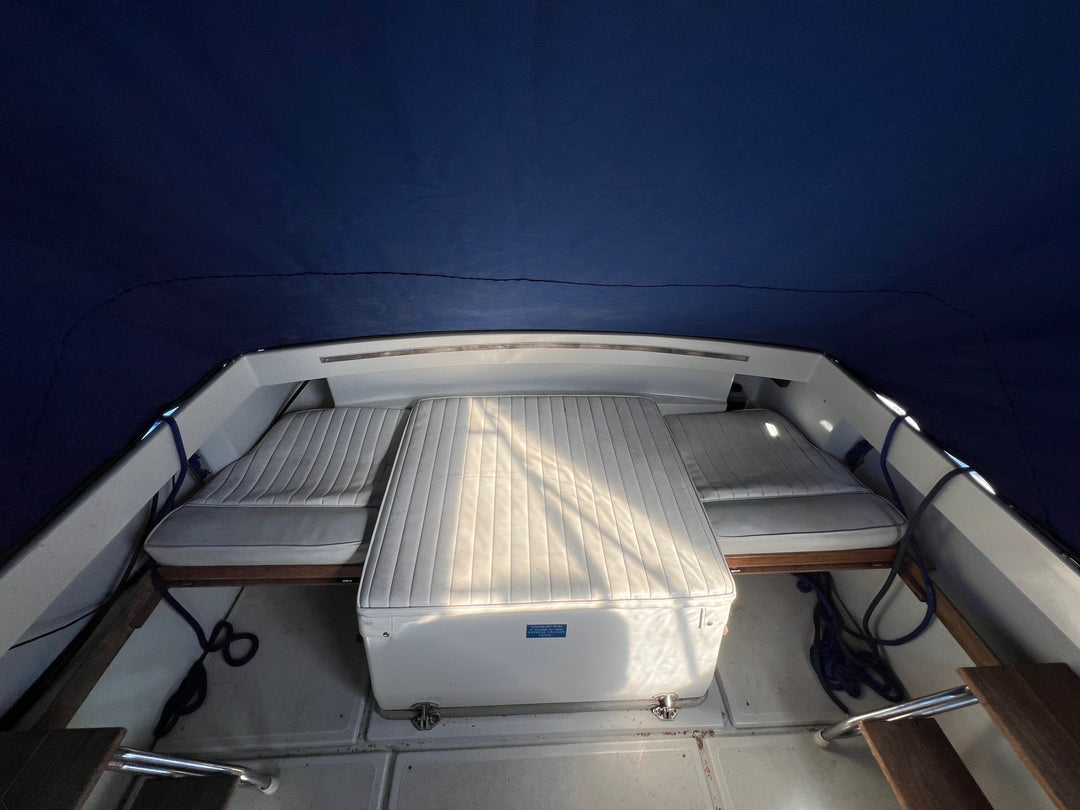 1987 Limestone 24 Express Cruiser