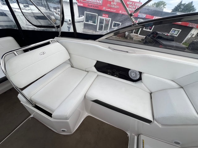 2006 Regal 2565 Window Express