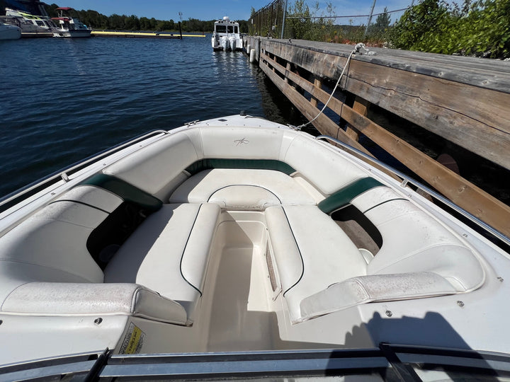 1999 Monterey Montura 196