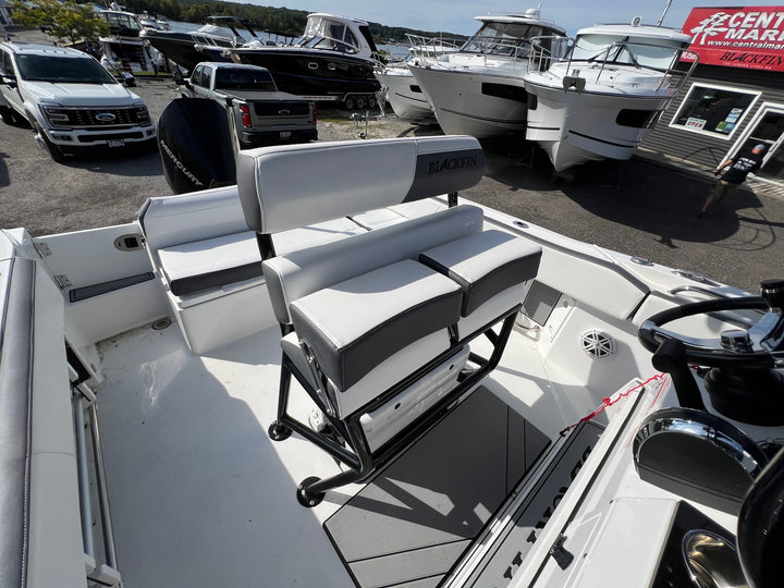 2020 Blackfin 212 CC