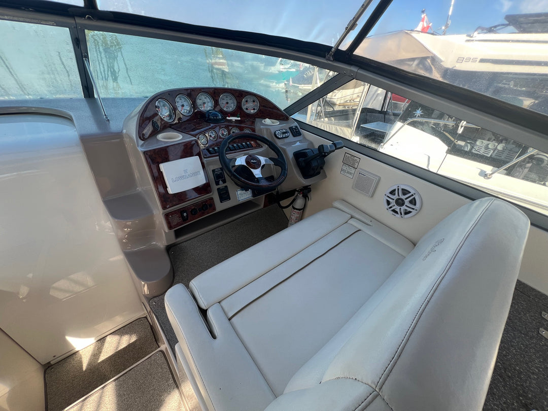2005 Rinker Fiesta Vee 320