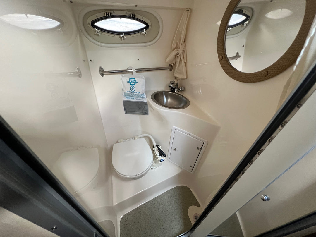 2007 Rinker 250 Fiesta Vee