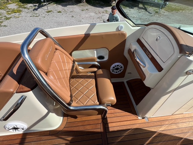2015 Chris Craft Launch 28 Heritage Edition