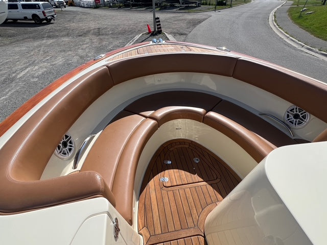 2015 Chris Craft Launch 28 Heritage Edition