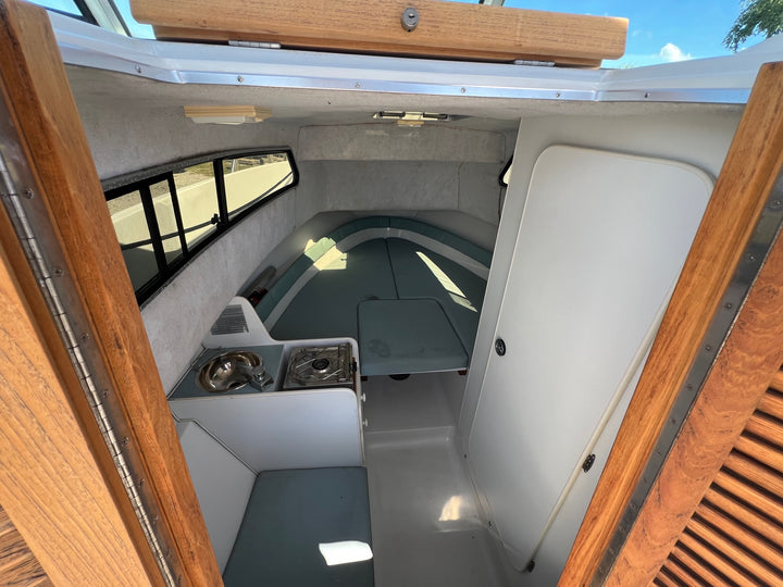 1990 Chris-Craft Sea Hawk 25'