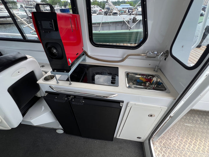 2017 Lighthouse 31 Cruiser Custom