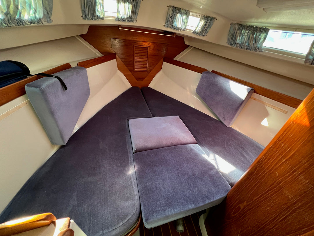 1987 Limestone 24 Express Cruiser