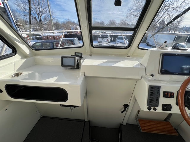 2015 Stanley 30 Custom