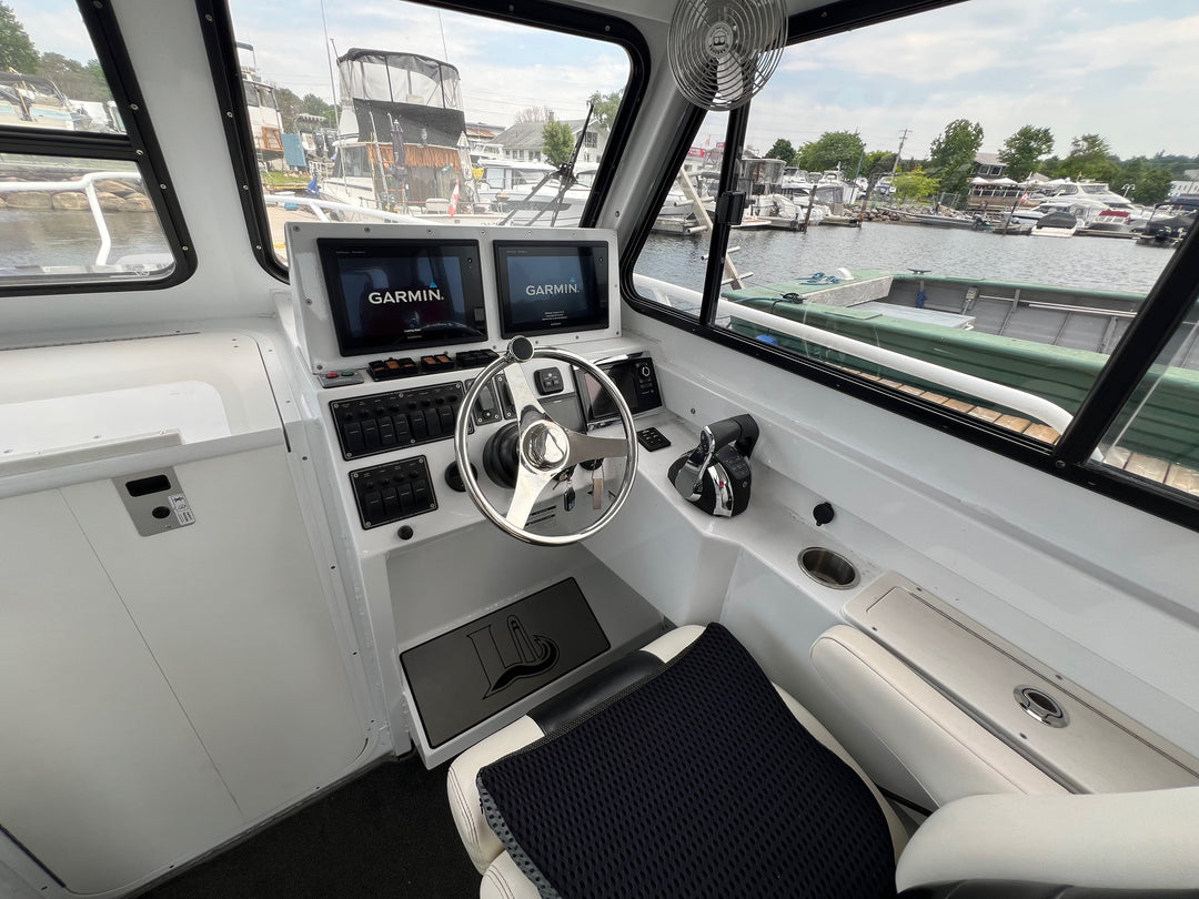 2017 Lighthouse 31 Cruiser Custom