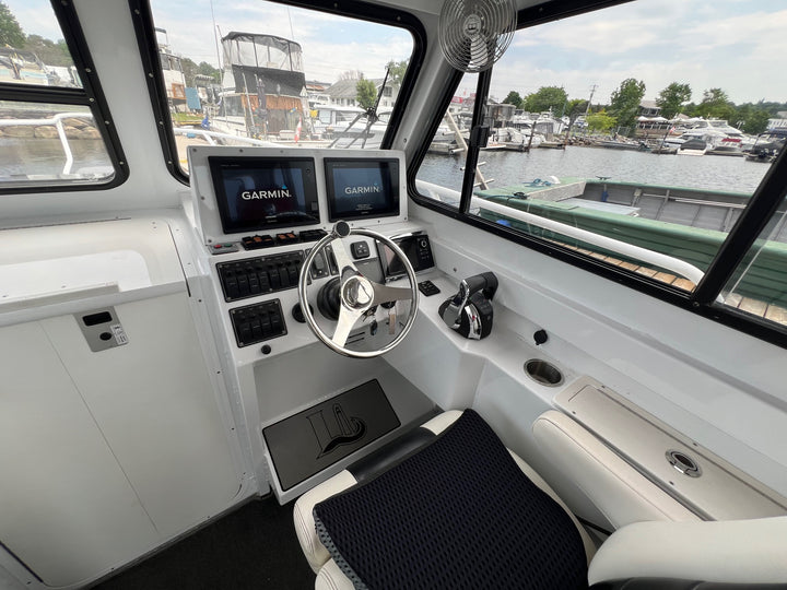 2017 Lighthouse 31 Cruiser Custom