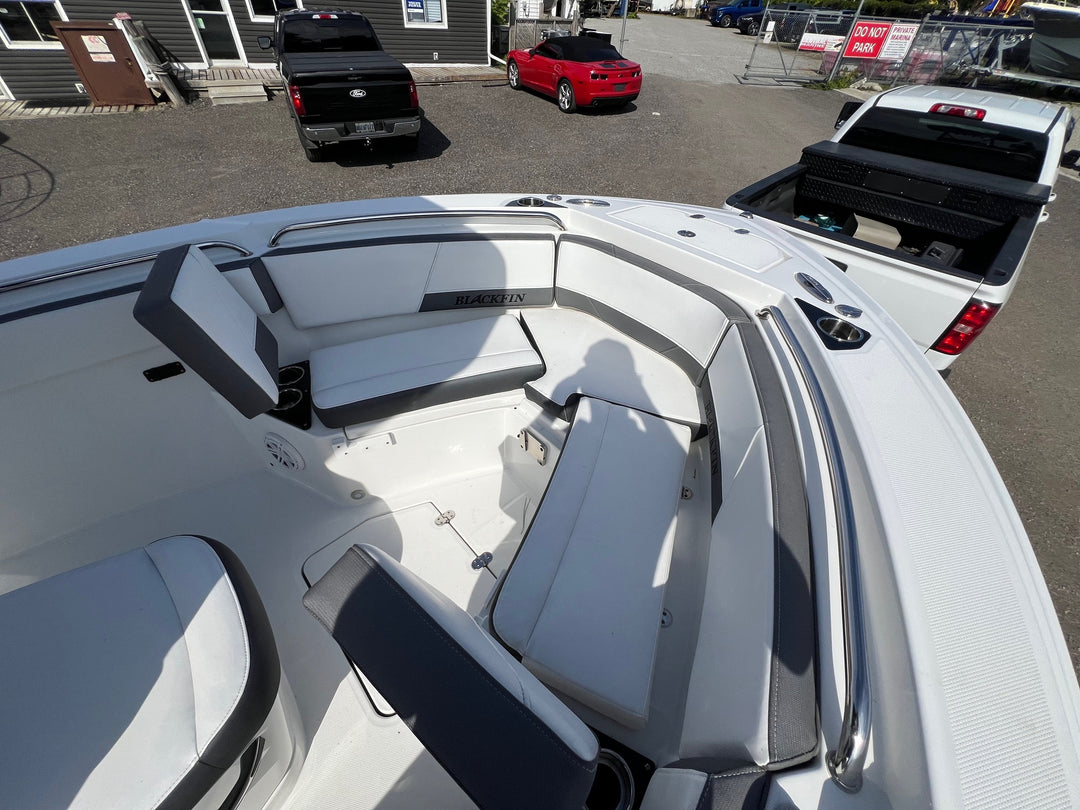 2020 Blackfin 212 CC