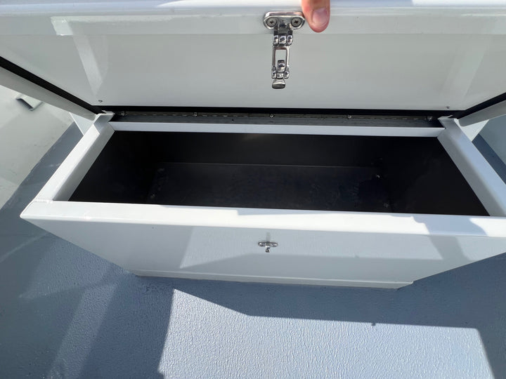 2025 Lighthouse 23 Shorecraft