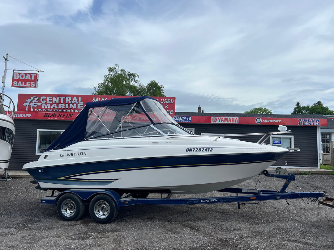 2006 Glastron GS219
