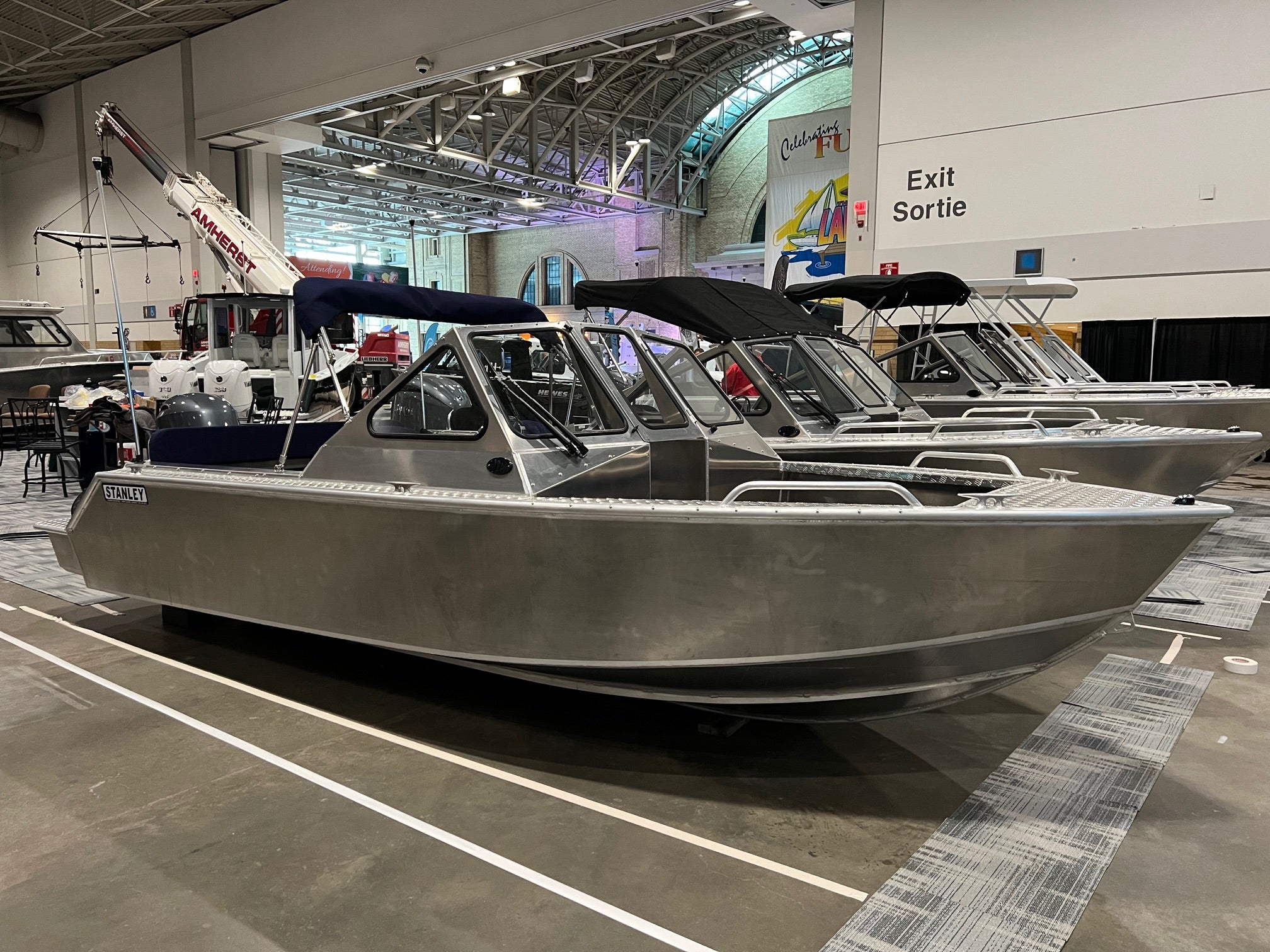 2026 Stanley 18 Mink DC – Central Marine Midland