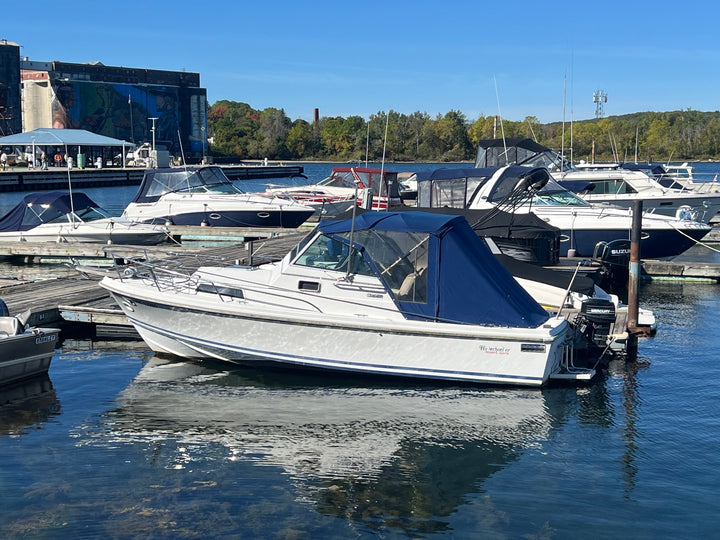 1987 Limestone 24 Express Cruiser