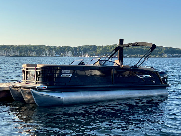 2021 Godfrey AquaPatio 255