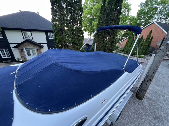 2001 Chris Craft 262 Deck Boat