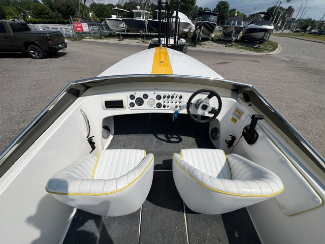 1997 Donzi 22 Classic