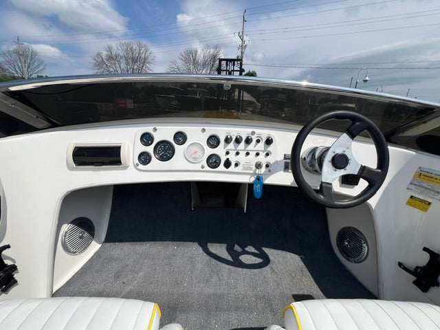 1997 Donzi 22 Classic