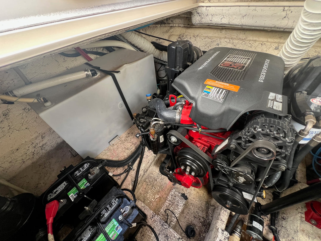 2005 Rinker Fiesta Vee 320