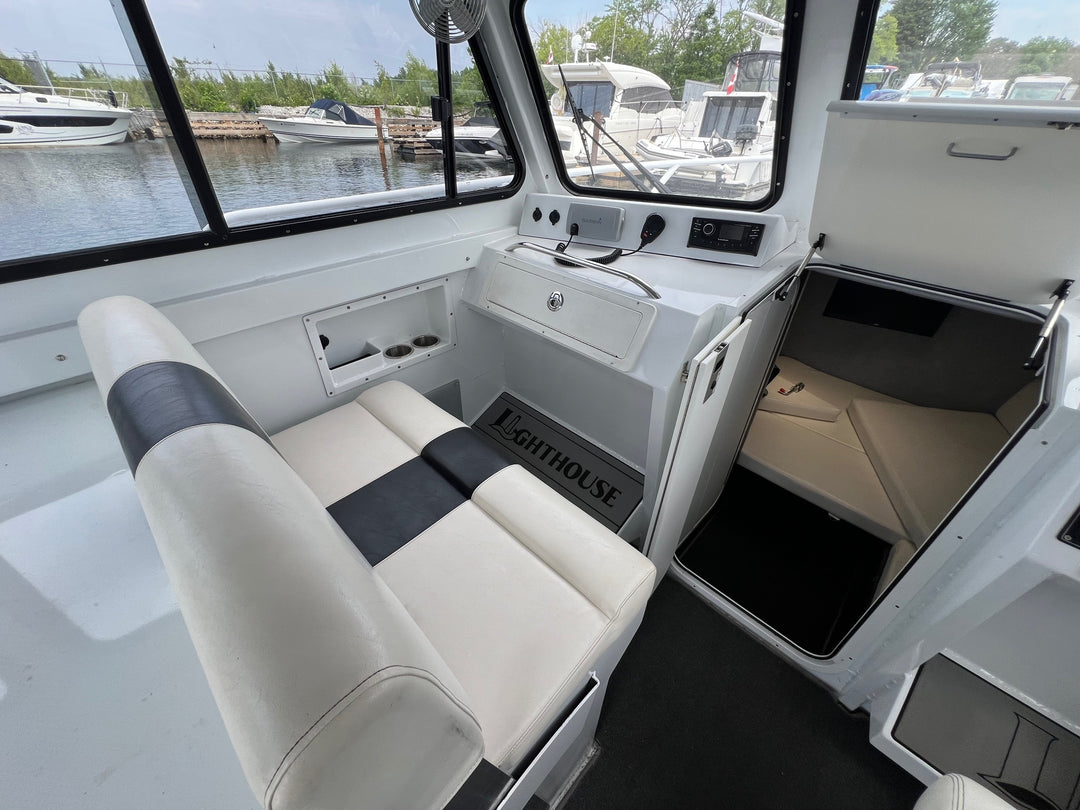 2017 Lighthouse 31 Cruiser Custom