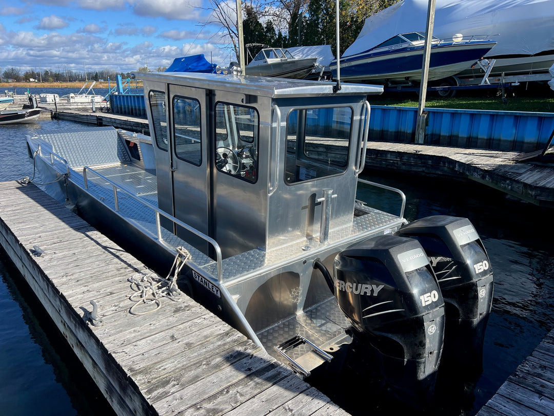 2025 Stanley 26 Pulsecraft Closed Cabin