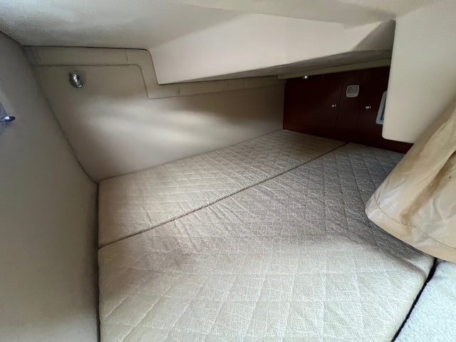 2006 Regal 2565 Window Express