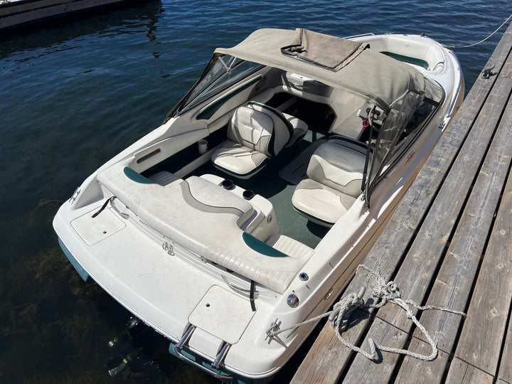 1999 Monterey Montura 196