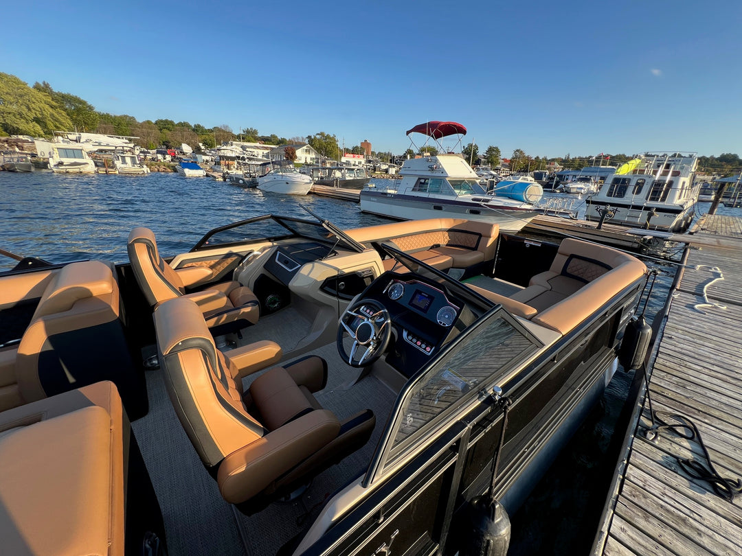 2021 Godfrey AquaPatio 255